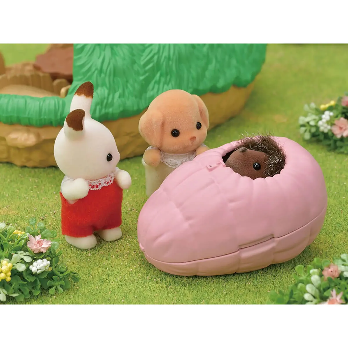 Baby Hedgehog Hideout by Sylvanian Families