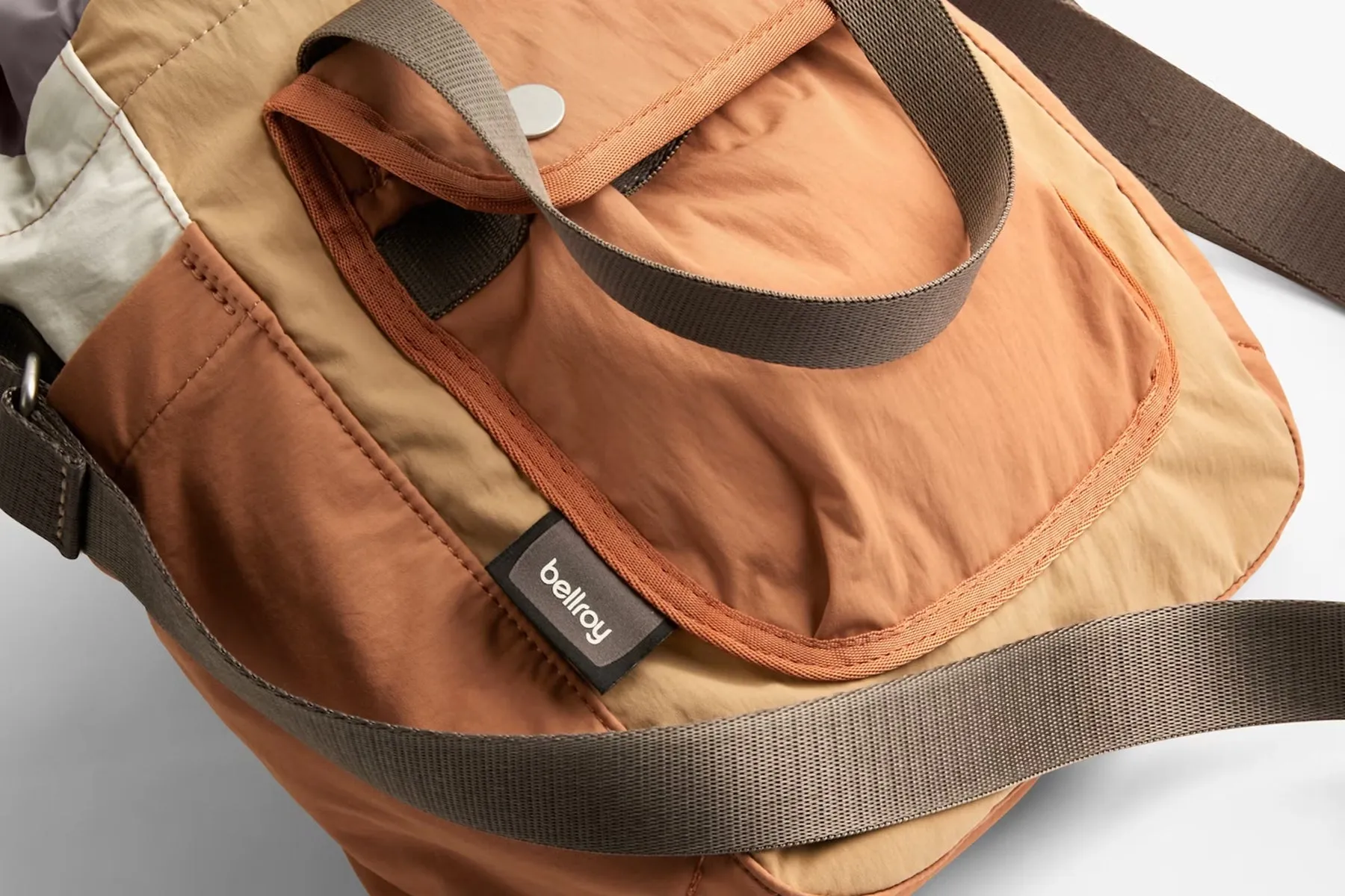 Bellroy Cinch Bucket Bag Sand Dune