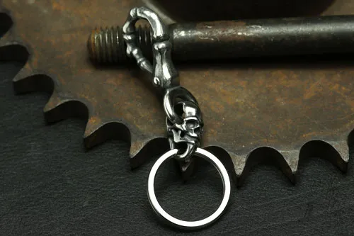 Finger Bone Skull Keyring