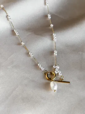 Pearl Chain Necklace With Toggle